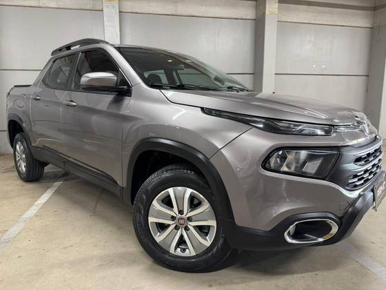 FIAT TORO 2.0 16V TURBO DIESEL FREEDOM 4WD AT9 FIAT TORO 2.0 16V TURBO DIESEL FREEDOM 4WD AT9